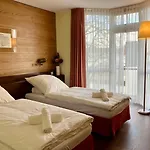 Haus Alexander شقة فندقية