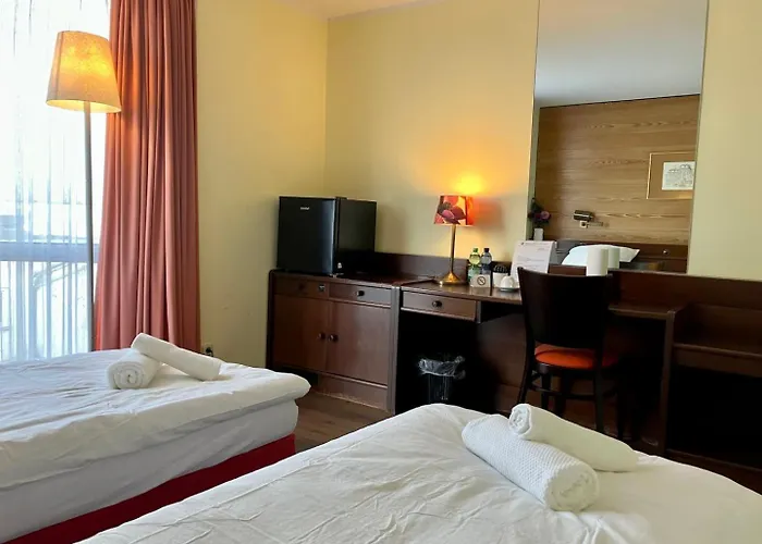 Haus Alexander Apart-hotel Frechen